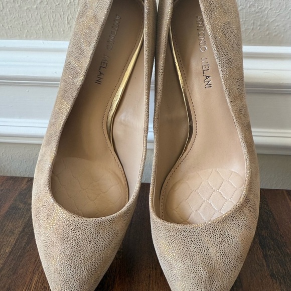 Antonio Melani Womens Suede Shimmery Gold Leopard Heels Pumps Size 9.5M - Picture 2 of 6